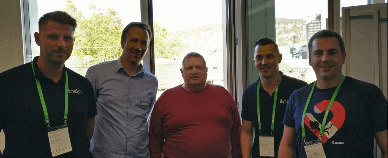 2017-10-19 10_10_12-IMG_20171018_162753.jpg - Photos